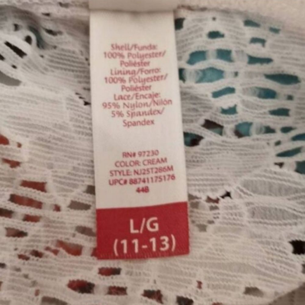 NO BOUNDARIES CREAM CROCHET & MULTICOLOR CHEVERON PRINT STRAPLESS DRESS SZ.L EUC - Picture 8 of 9
